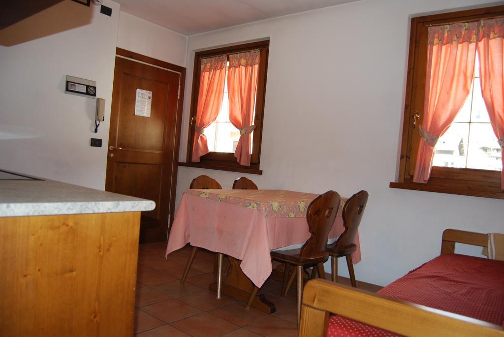 Chalet Gardenia Bormio Zimmer foto